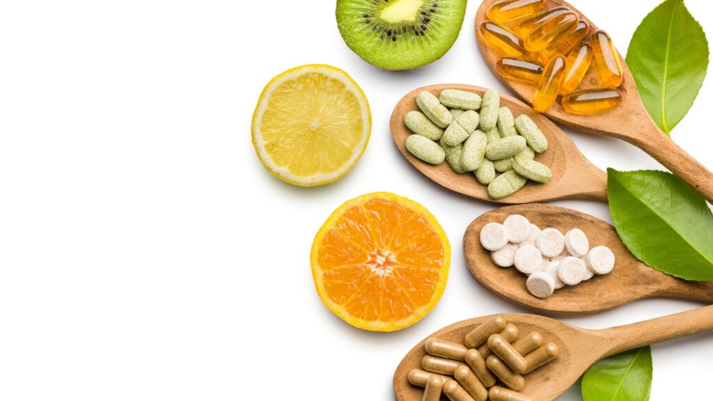 Frutas que representan la vitamina B6 con K2